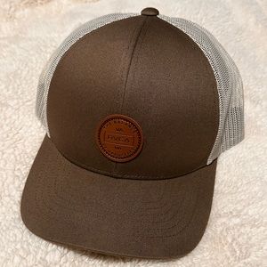 RVCA Twill Olive Green / Khaki Mens Trucker Hat Embossed patch snapback Camping